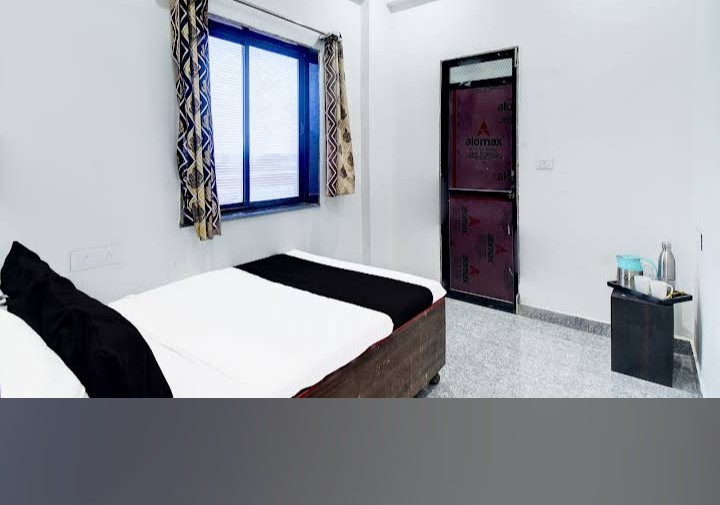 Family Suite at OYO JMD Hotel & Restaurant